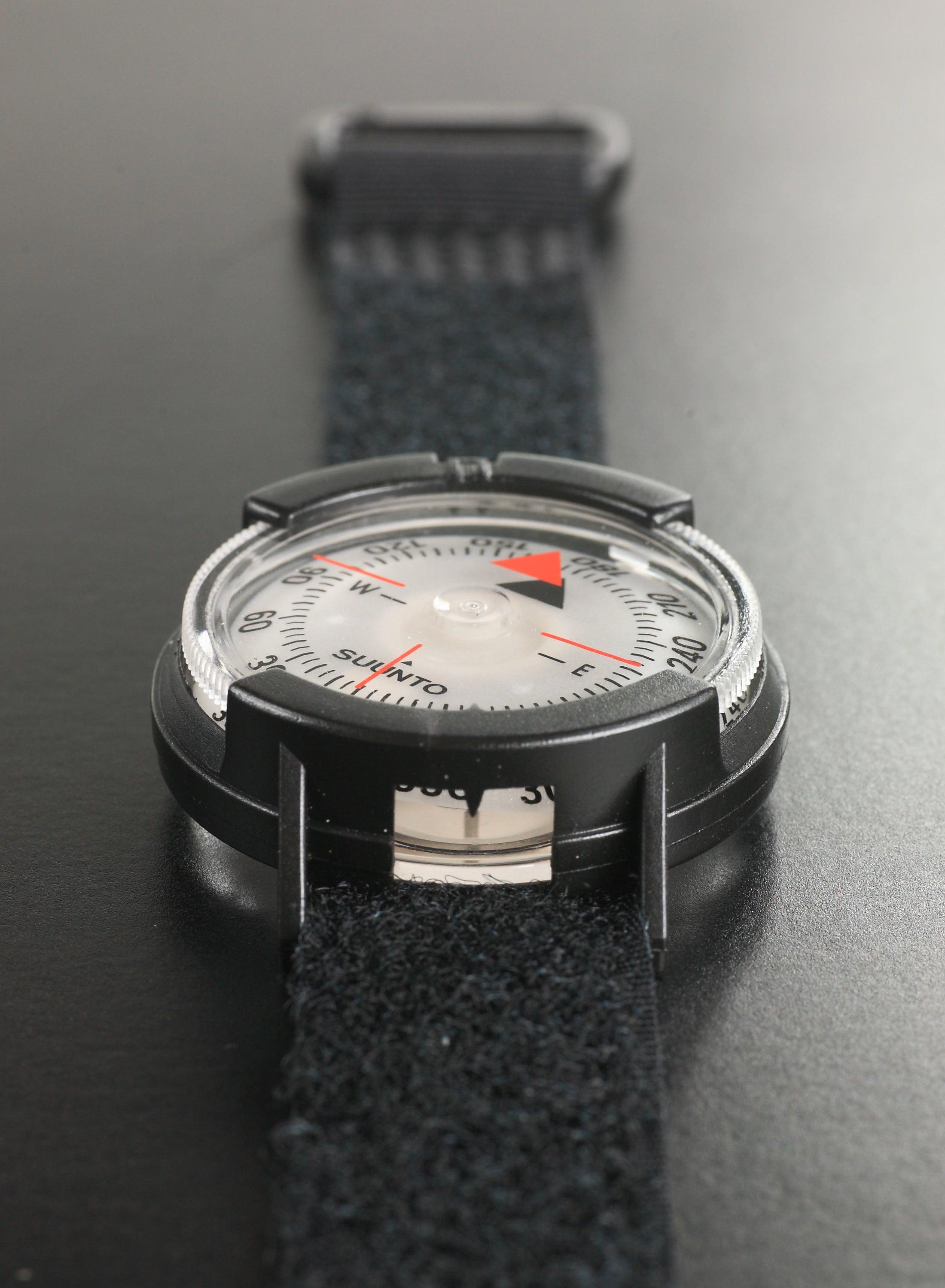 Suunto M-9 Black NH With Velcro Strap Berry Compass